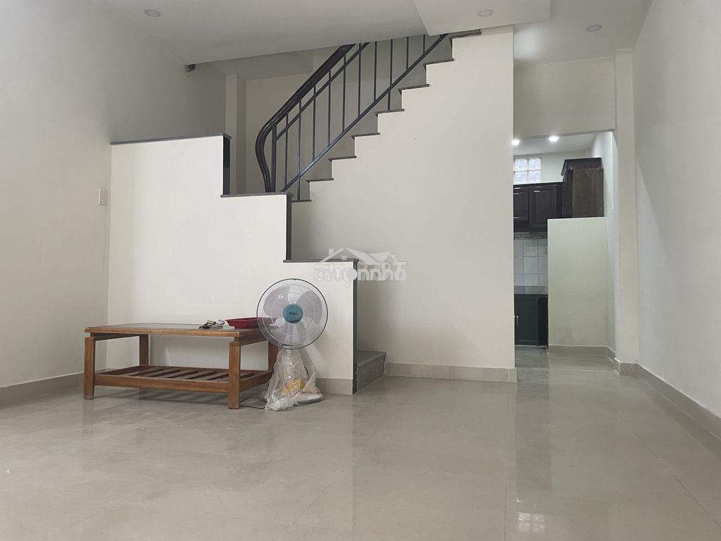 Mặt tiền hẻm 4m nhà đẹp mới toanh  2 tầng- 2 mặt hẻm - 4