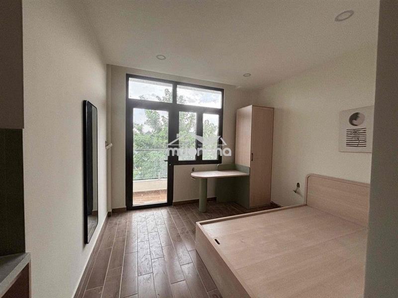 Khai trương studio đối diện rmit - ban công cửa sổ nội thất siêu xinh