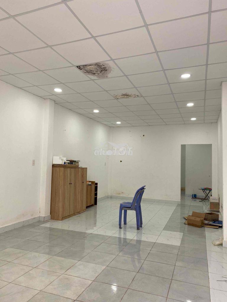 6tr5 nguyên căn 4x13 đ.quang trung phòng siêu rộng (vía tốt)