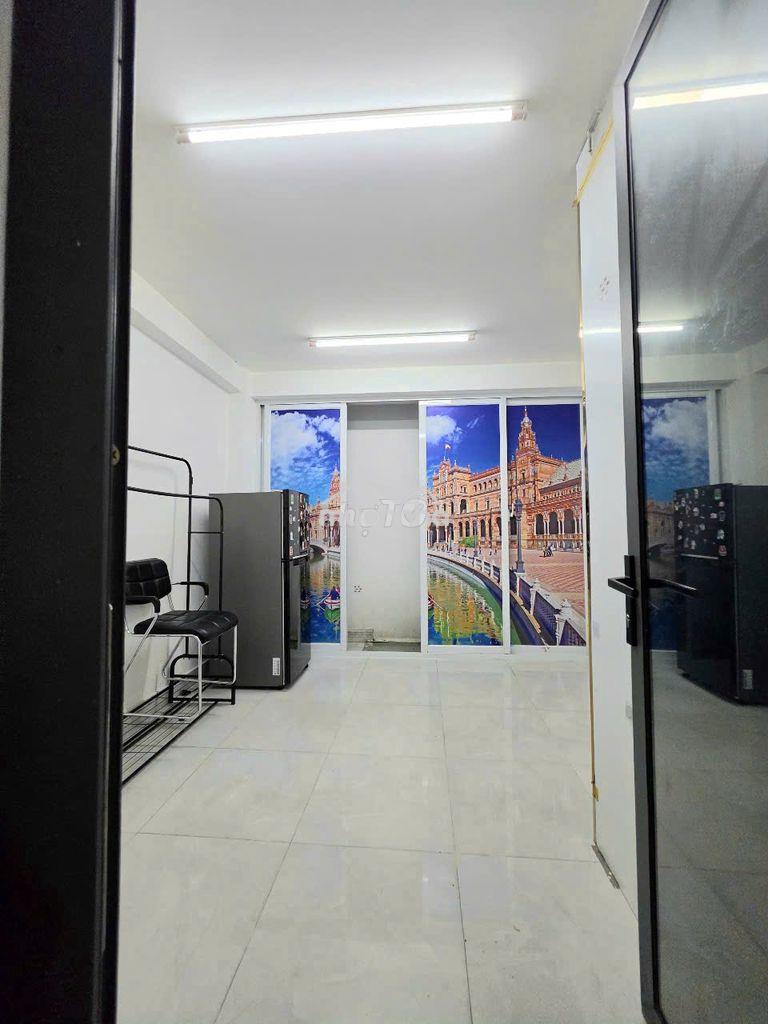 Cho thuê căn hộ thang máy - hoàng hoa thám, chỉ tính điện và nước - 4