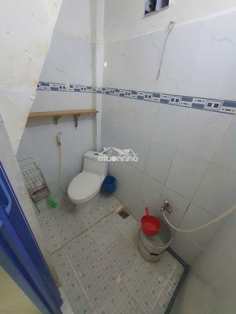 Nhà ở gia đình 4x6 1lầu 1pn 1wc  - 4