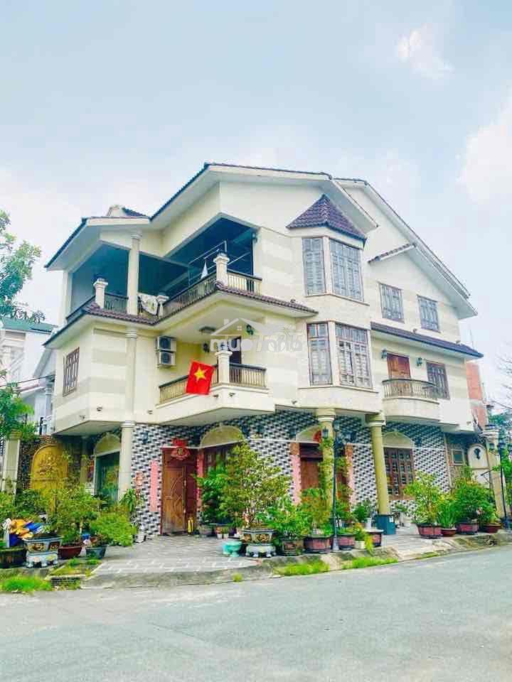 Bán biệt thự góc 2mt, 9x19.5m, 3.5 tấm, khu phong phú 5