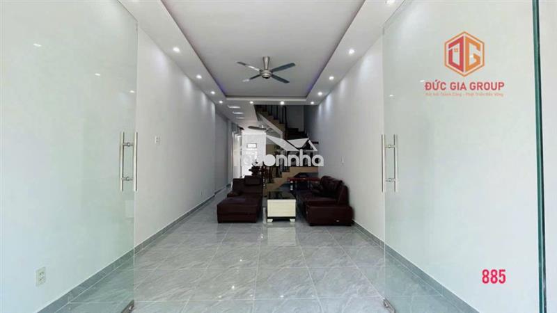Bán nhà đẹp đường d3 khu d2d đối diện mầm non thống nhất