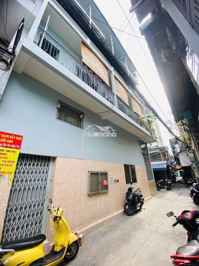 Nhà đẹp q5 hai mặt hẻm - 2