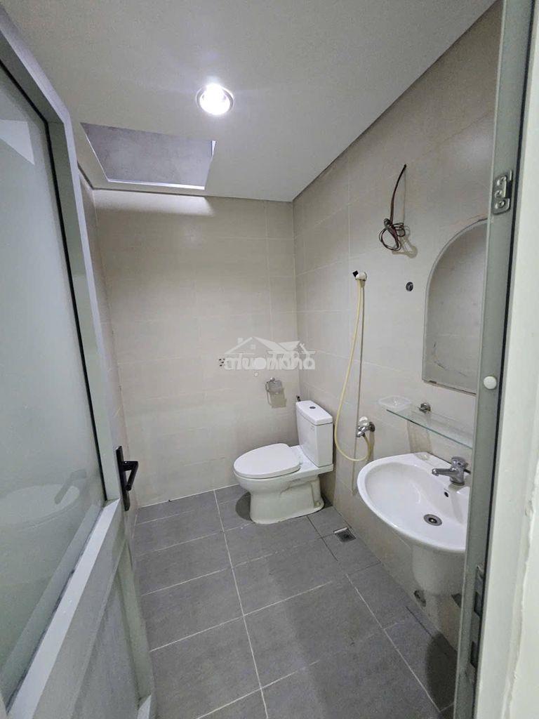 Cho thuê mặt bằng shophouse văn phòng 60m chung cư luxcity giá 12tr - 2
