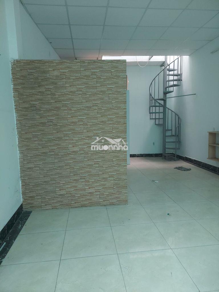 Nhà hẽm 1 / cách đường xe hơi 20 m - 3