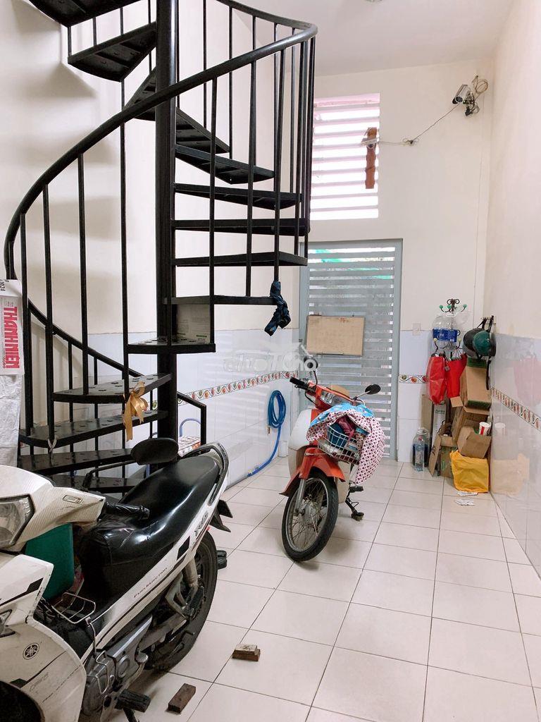Phòng nhỏ đường lê văn sỹ cho 1 người ở