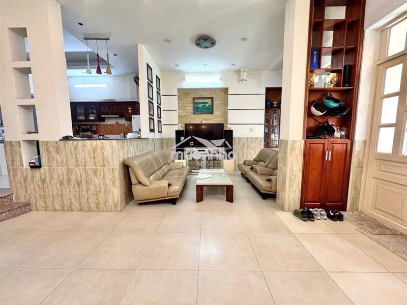 Cho thuê nhà đường bình lợi, trệt 2 lầu, dt: 6x21m. hẻm thông.
