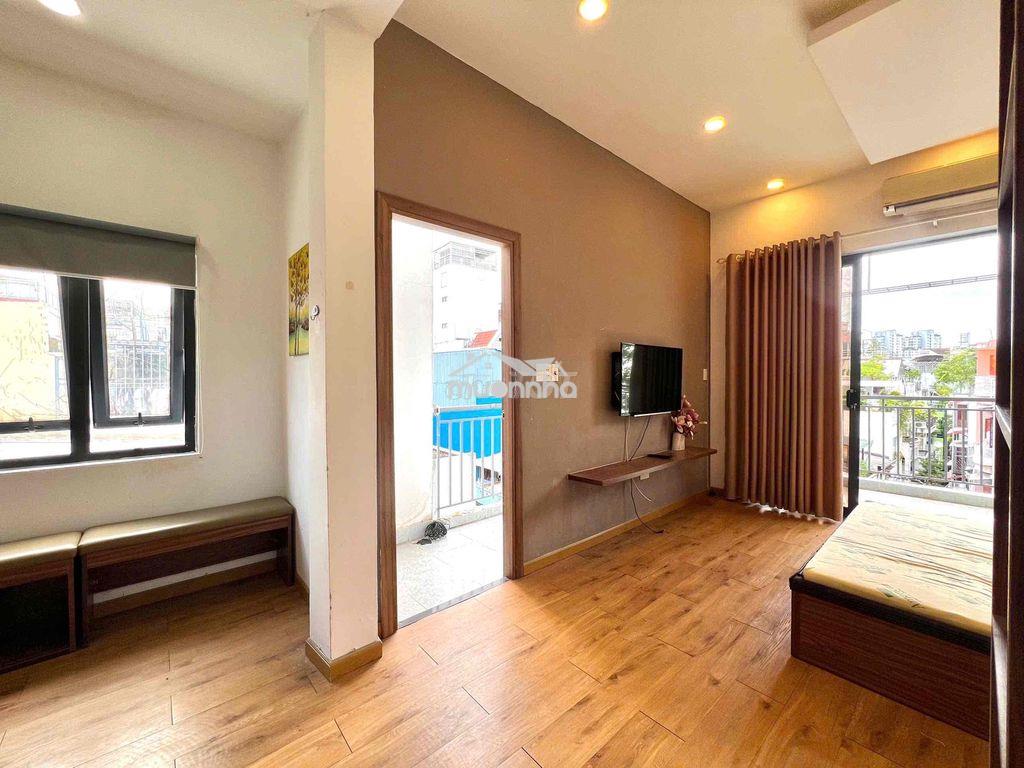 Cho thuê căn hộ ban công rộng 40m2 full nội thất ngay chợ bàn cờ q3 - 4