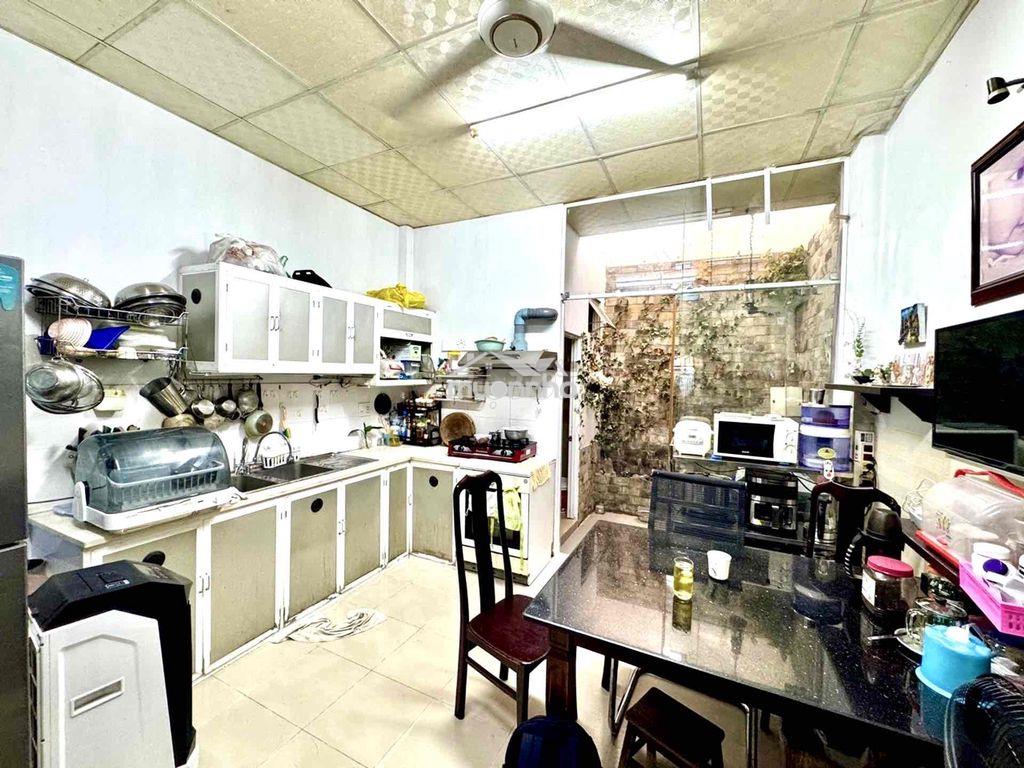 Nhỉnh 6 tỉ -hẻm xe hơi 4 met- cách mặt tiền 200 met- 4❌16 vuông h - 2