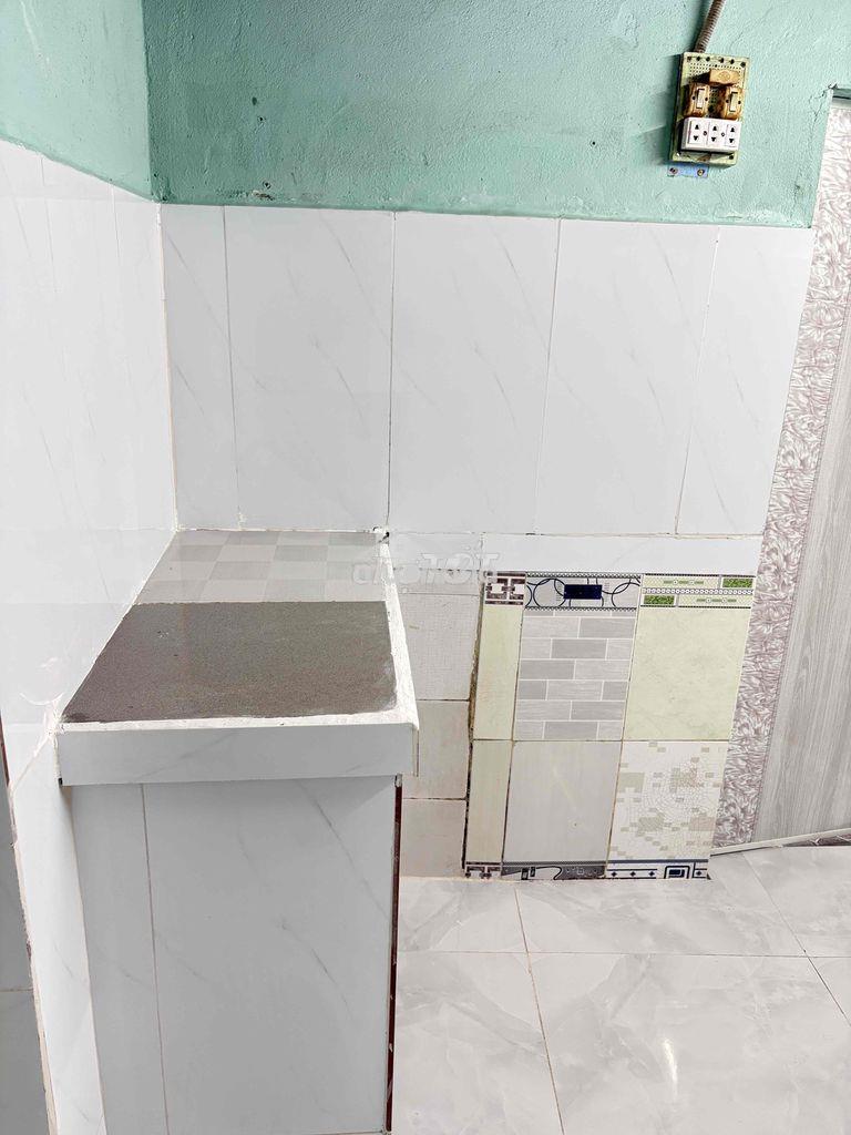 Nhàtrọ riêng biệt ko chung chủ điện nhà nước .