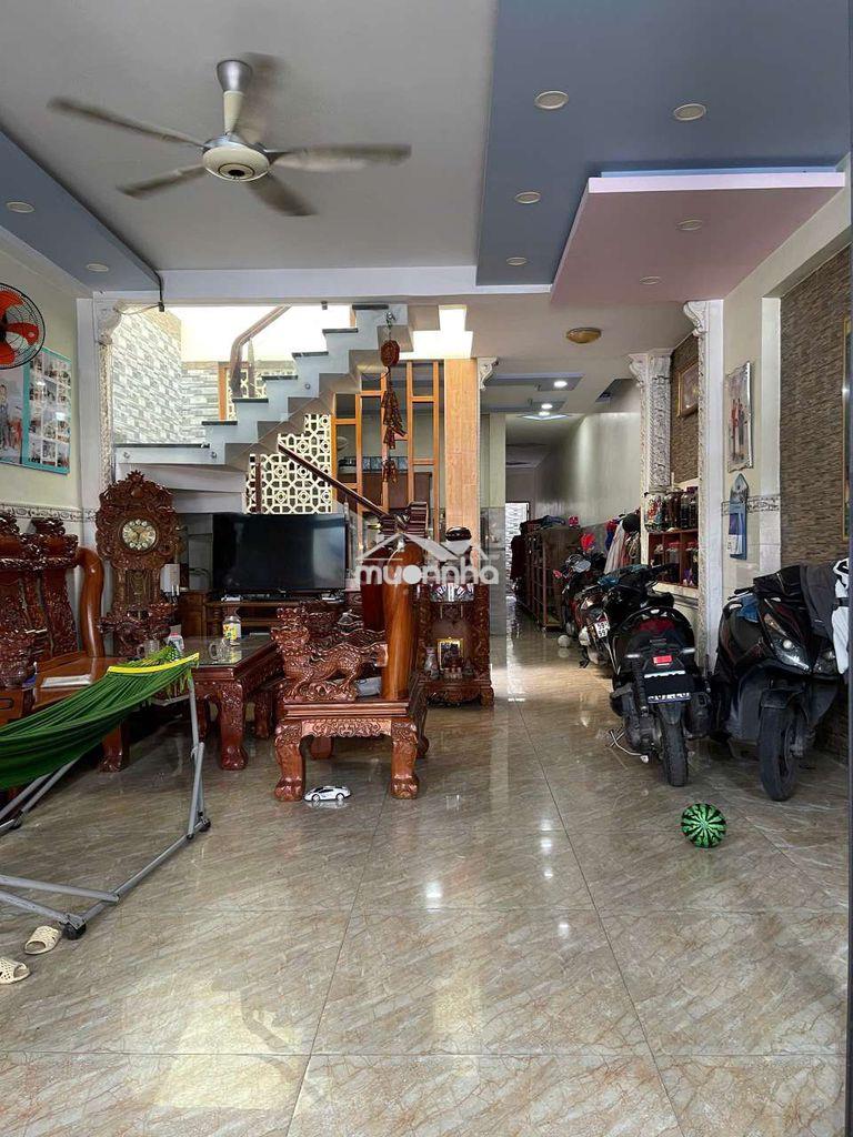Nhà shr 5m x 28m. 130m2 đúc 1 lầu mặt tiền nguyễn thị đặng. ngay chợ