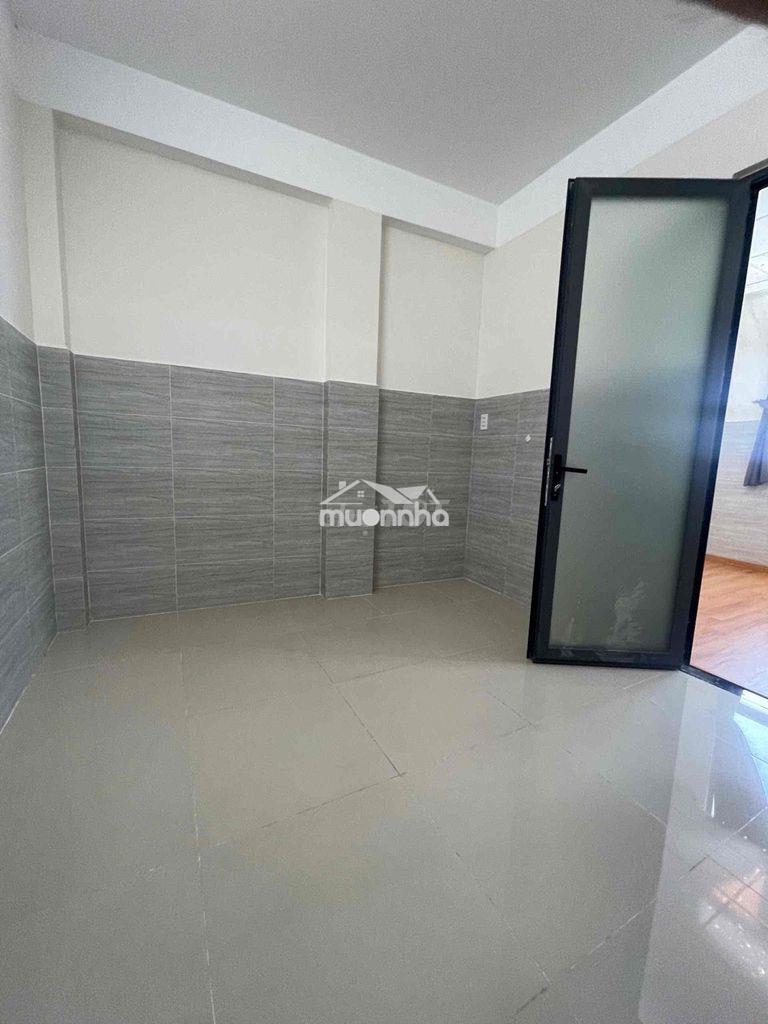 2pn có thể làm 1pn tách bếp + 2 máy lạnh + 40m2 + nhà có bảo vệ - 2