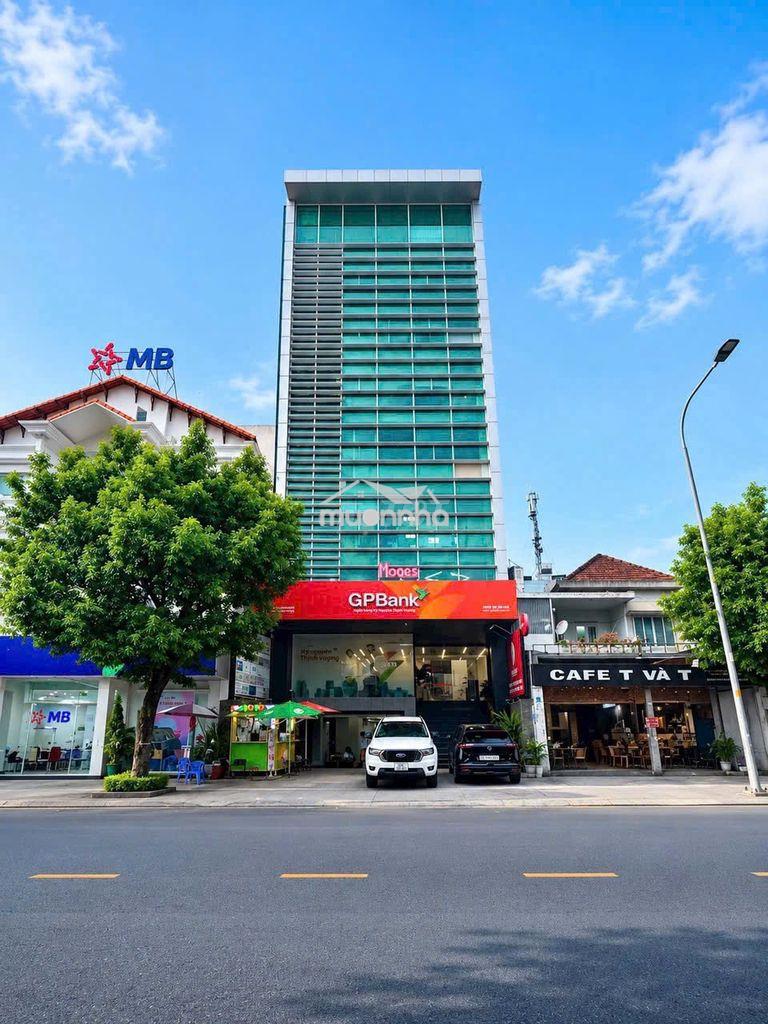 Cho thuê toà nhà văn phòng dtsd gần 2000m2 tân bình