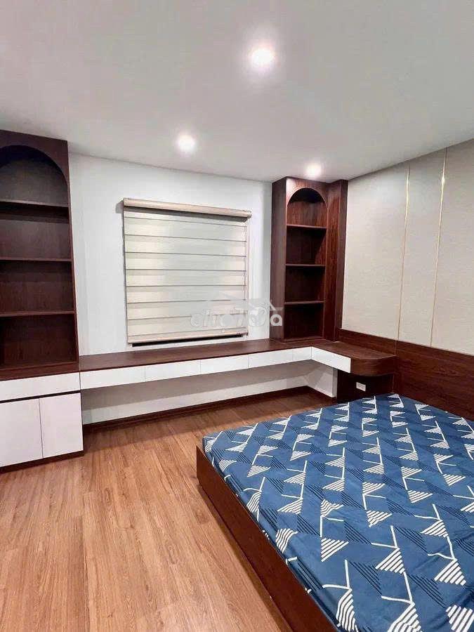 Nhà mới 30m2 phố trung tựu, vf3 vào tận cửa - 2