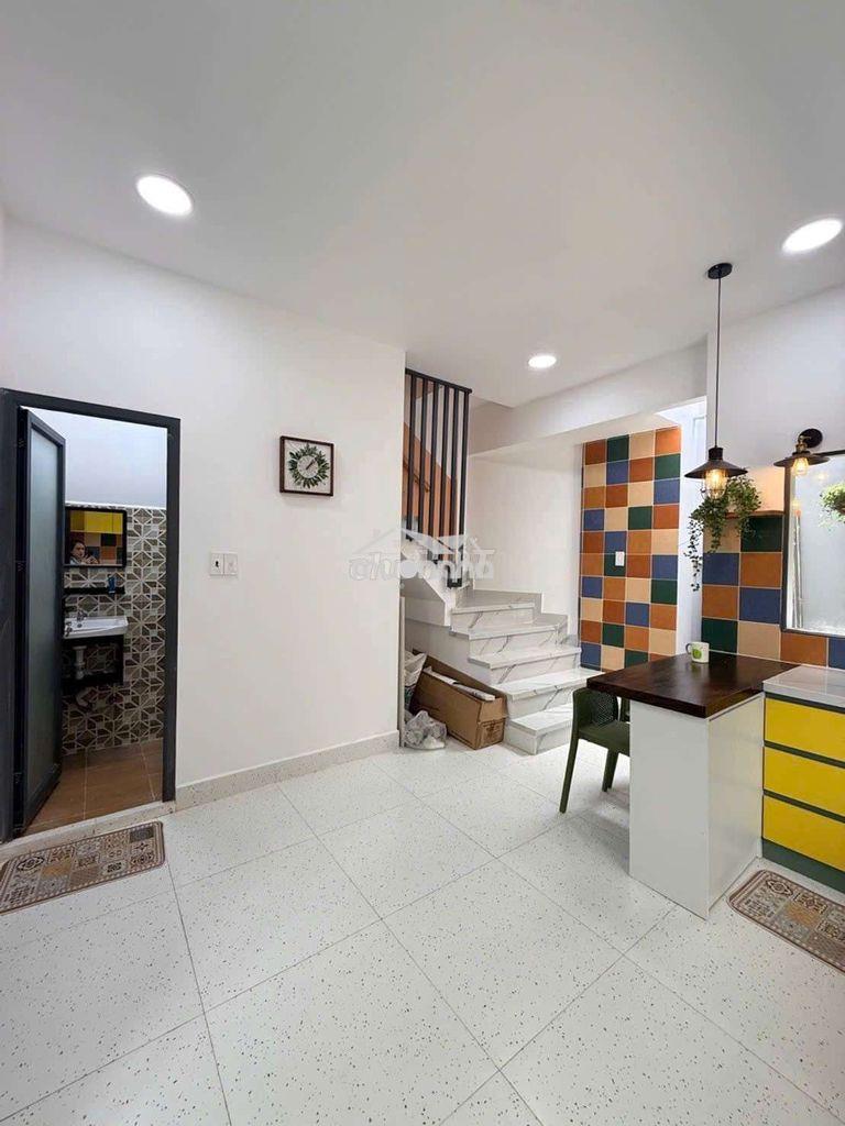 Bán nhà 2 tầng phú thuận, quận 7, 62m2, nở hậu, giảm 450tr còn 5.5 tỷ  - 2