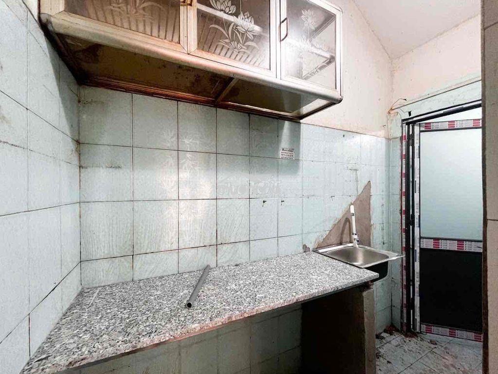Nhà nguyên căn ngay tại chợ bờ hồ - 3