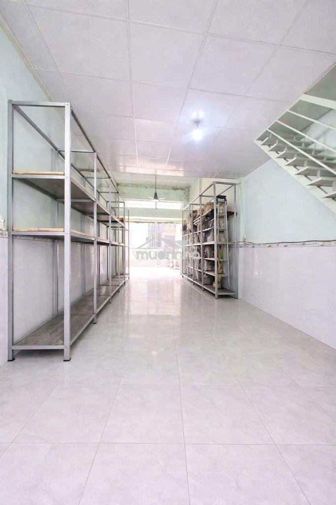 Hẻm 8 m xe tải , 52 m2 , chỉ 3,x tỷ  - 3