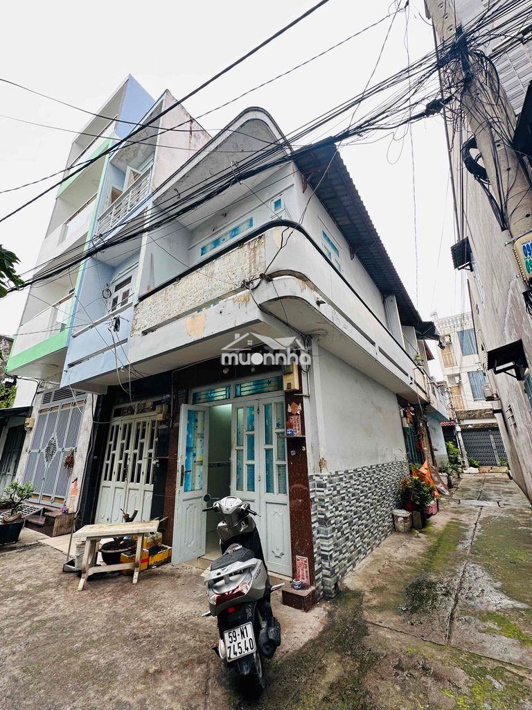 Cho thuê nhà nguyên căn nhà trống ở ngay đường lê văn quới
