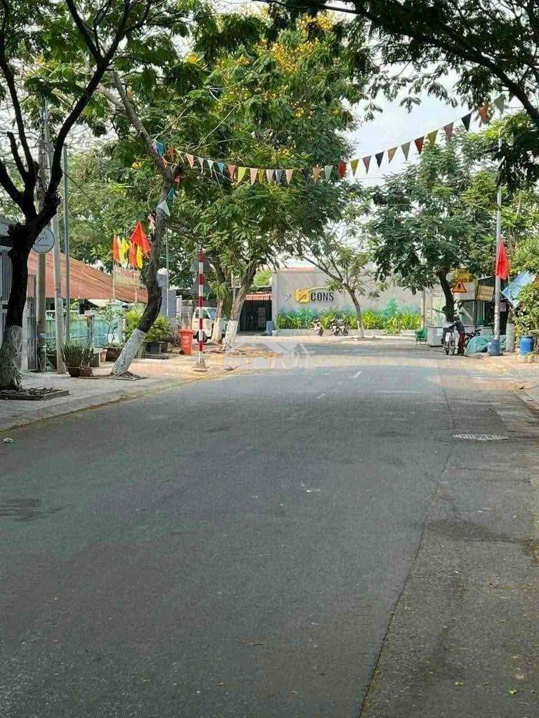 Bán đất mt phan bội châu 394m, đối diện chung cư bicon, p. dĩ an