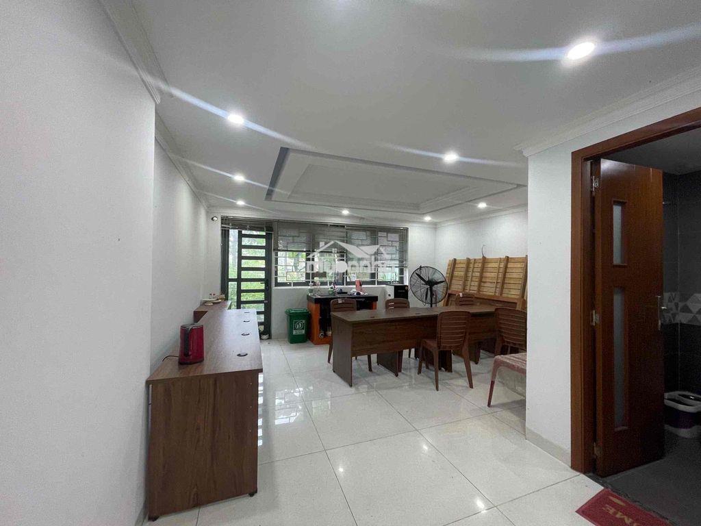 Cho thuê nhà mt hoàng hoa thám 1trệt-2lầu-1tum: 7pn,5wc giá 18tr/th - 2