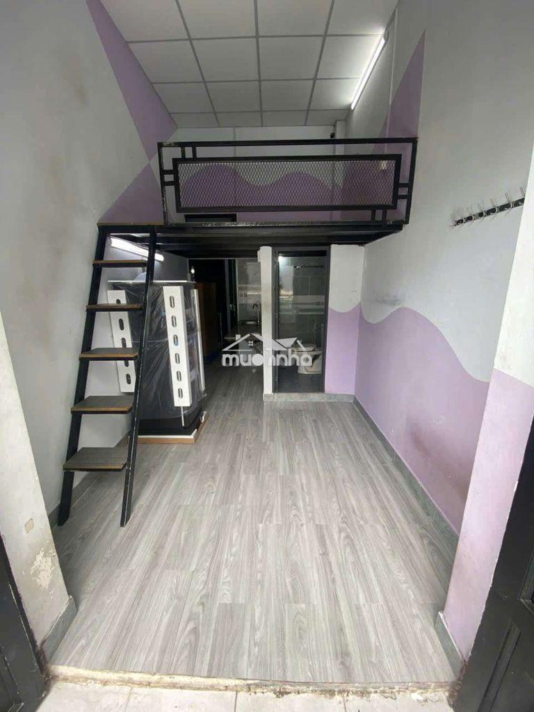 Duplex ban công ngay quang trung