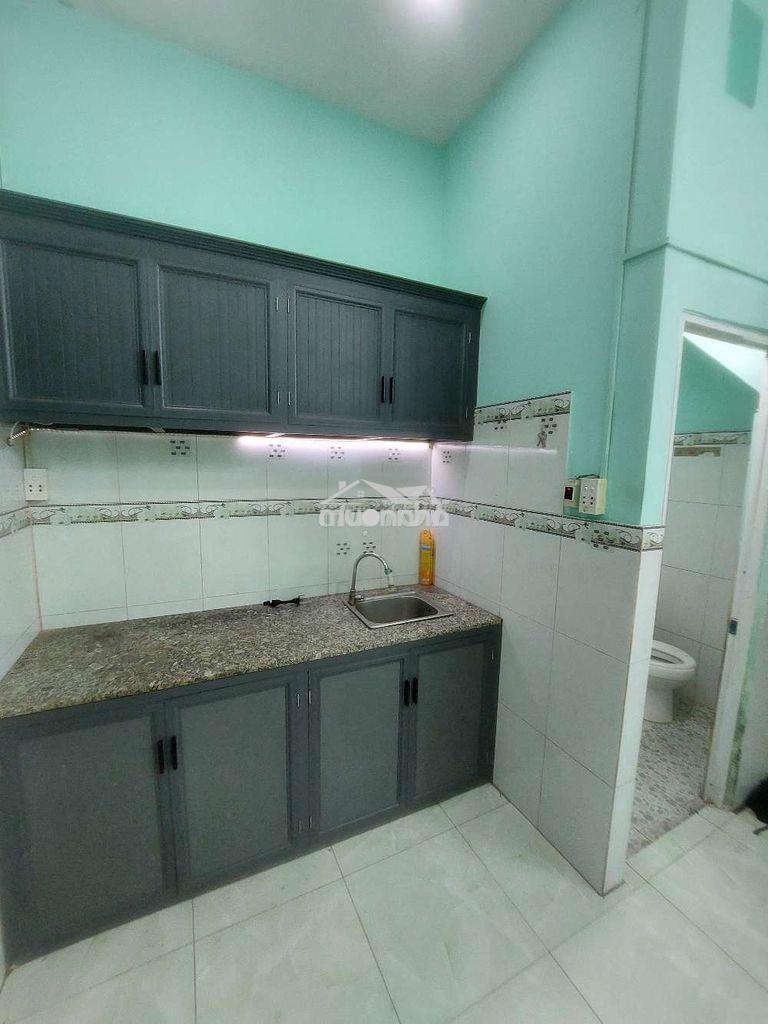 Cho thuê nhà đường quốc lộ 50 dt.4m×5m } 1 lầu 2 phòng 1 toilet hẽm2m5 - 2