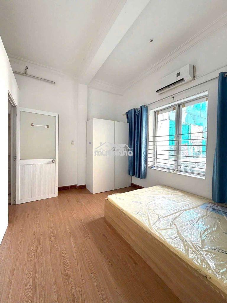 Chdv 1 phòng ngủ tách bếp, cửa sổ thoáng lầu 1