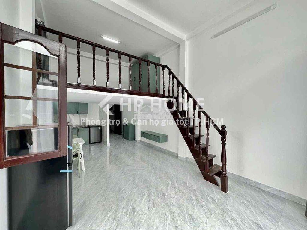 Phòng ban công mới đầy đủ nội thất gần công viên phần mềm quang trung - 4