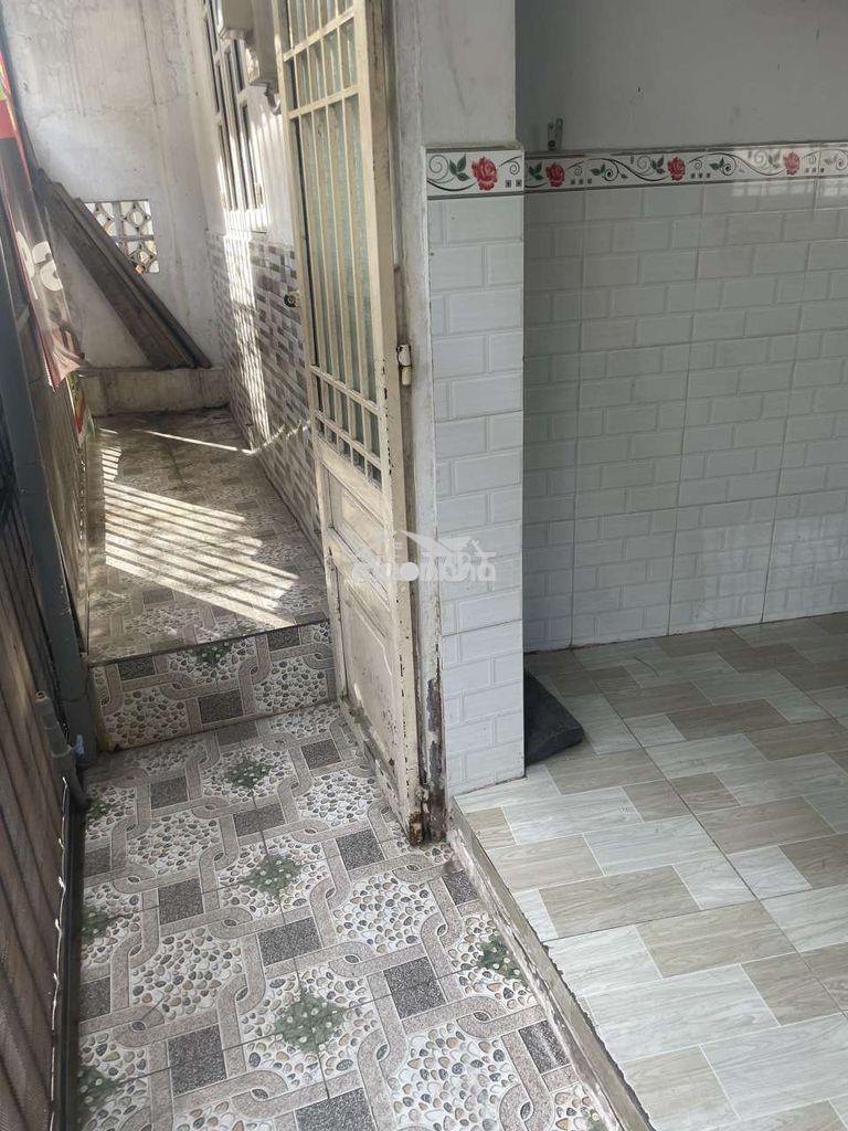 Nhà nguyên căn hẻm xe hơi  - 3