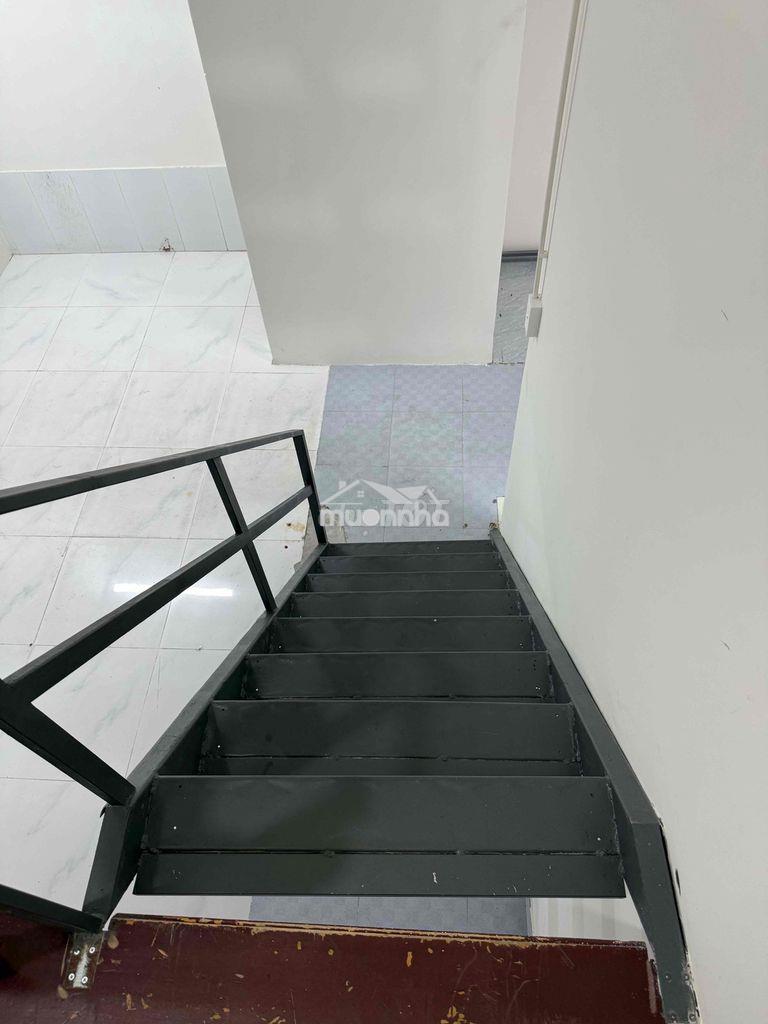 Cho thuê nhà gần siêu thị emart - 4