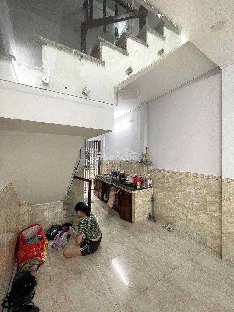 💎 💎 💎 Nhà gần lotte nguyễn văn lượng 2pn 2wc giá 9 triệu - 3