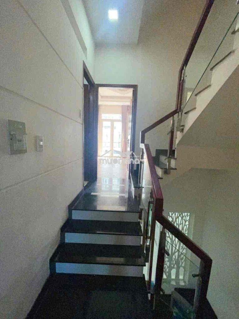 Cho thuê hxh trệt 3 lầu. nguyễn văn đậu - 4