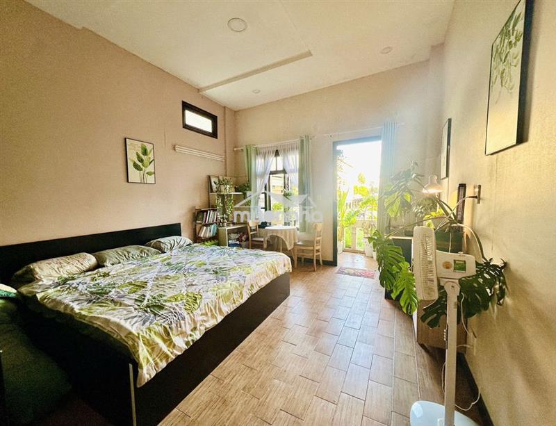 Căn hộ ban công ngập ánh sáng có bồn tắm giữa dh sài gòn và cầu ba son
