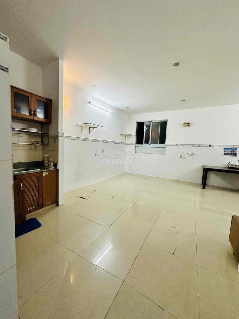 Cho thuê trọ gần 30 m2 - rộng rãi bình tân giá chỉ 2.5 triệu - 4