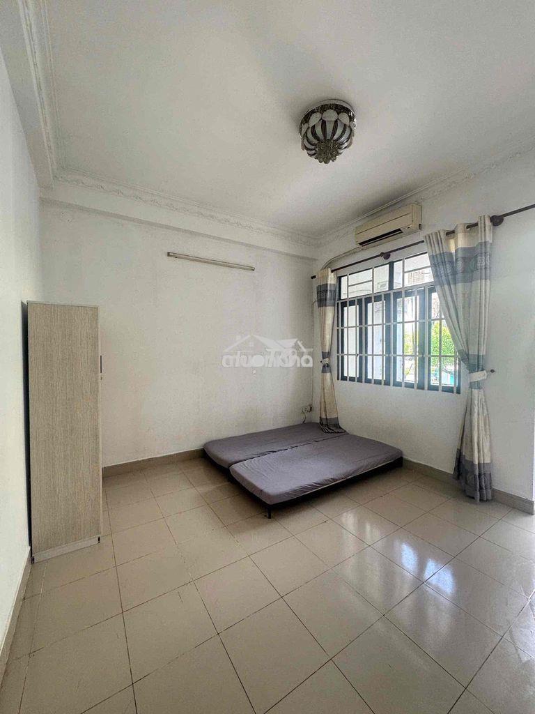 Nhà ngay cổng đại học văn lang (hình thật giá thật) - 4
