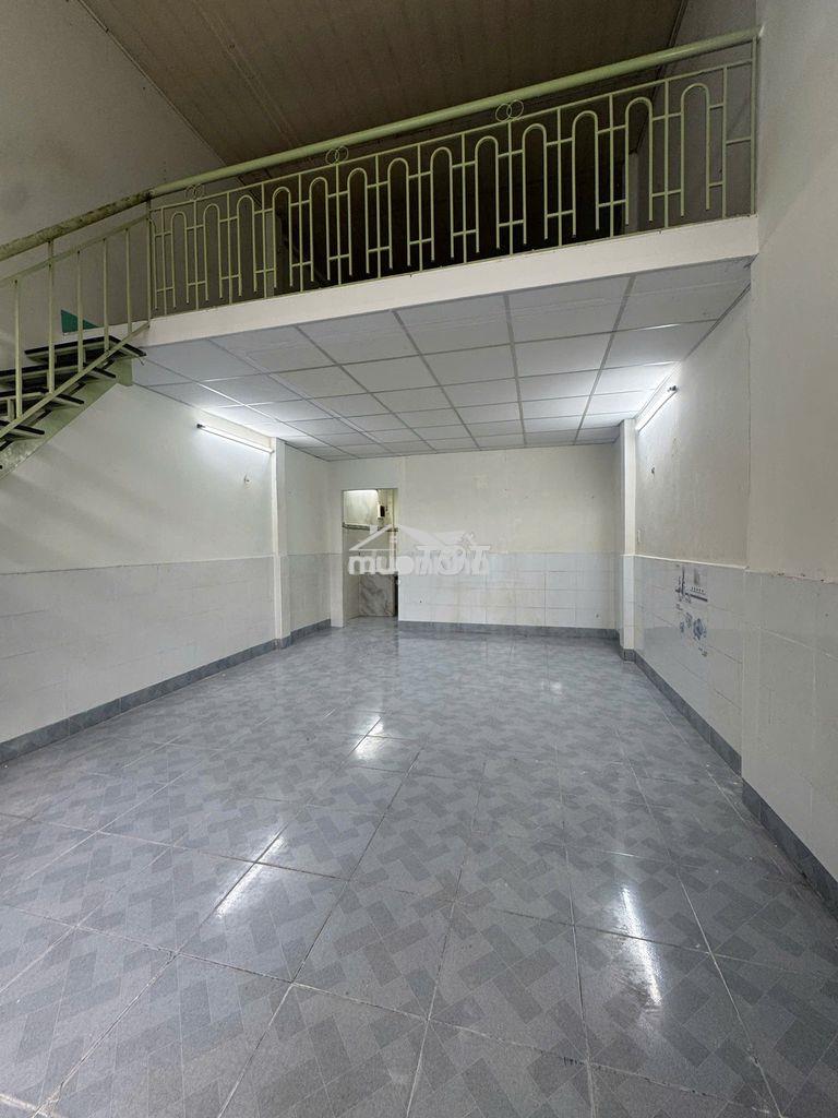 Cho thuê nhà phú thọ hòa 4x14m trệt lửng 7,5tr/th - 4