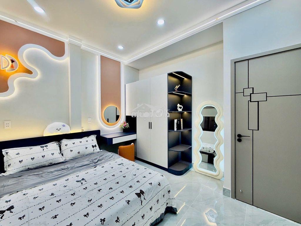 Ngang 7m2 - phú nhuận - 211/ hoàng hoa thám - 10m ra xe hơi - 4