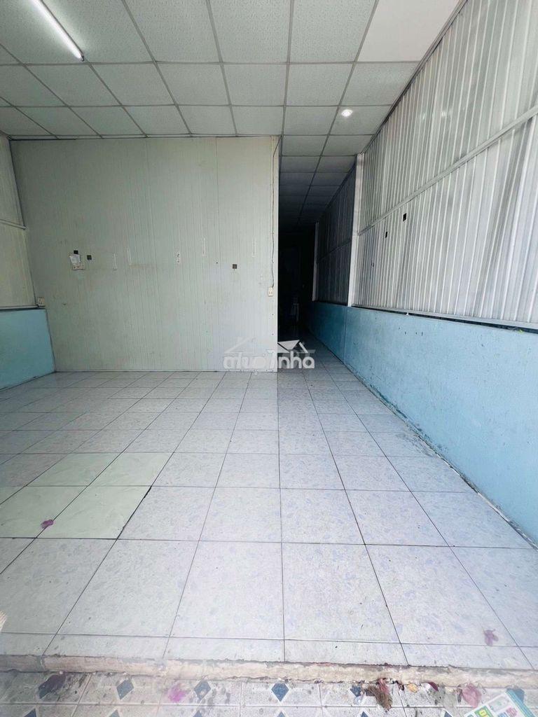 Bán nhà cấp 4, hxh , dt rộng , vị trí đẹp thông thoáng - 2