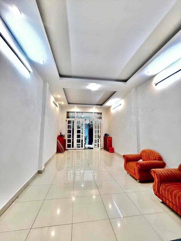 Nhà full nội thất đối diện công viên khu tên lửa 4x20,3.5 tấm - 2