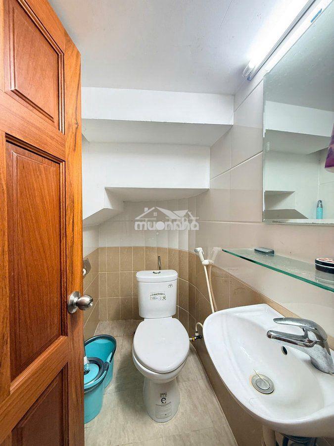 Chủ giảm giá cực sốc –  nhà đẹp 4 tầng – nguyễn văn nguyễn quận 1 - 4