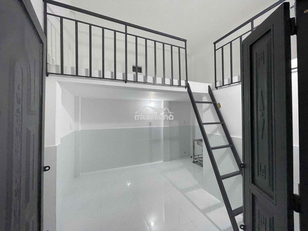 Nhà mới xây, phòng sạch đẹp chưa ai ở - 3