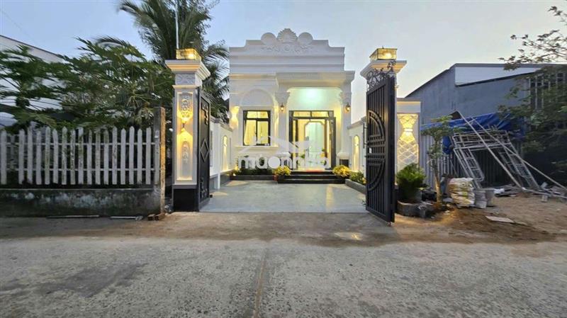 Nhà phường phú tân 100m²