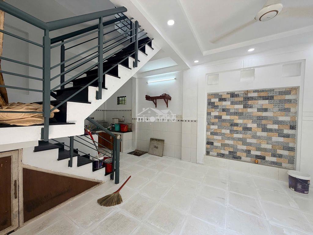 Nhà bán dt gần 40m2 đúc 2 tầng đường trường chinh, q.12 giá 3ty6 tl - 2