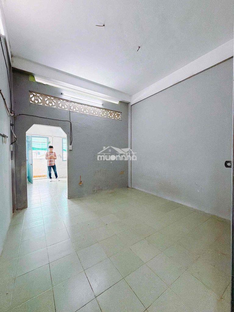 Bán chung cư đường đoàn văn bơ. giao thông thuận tiện để đi lại. - 4