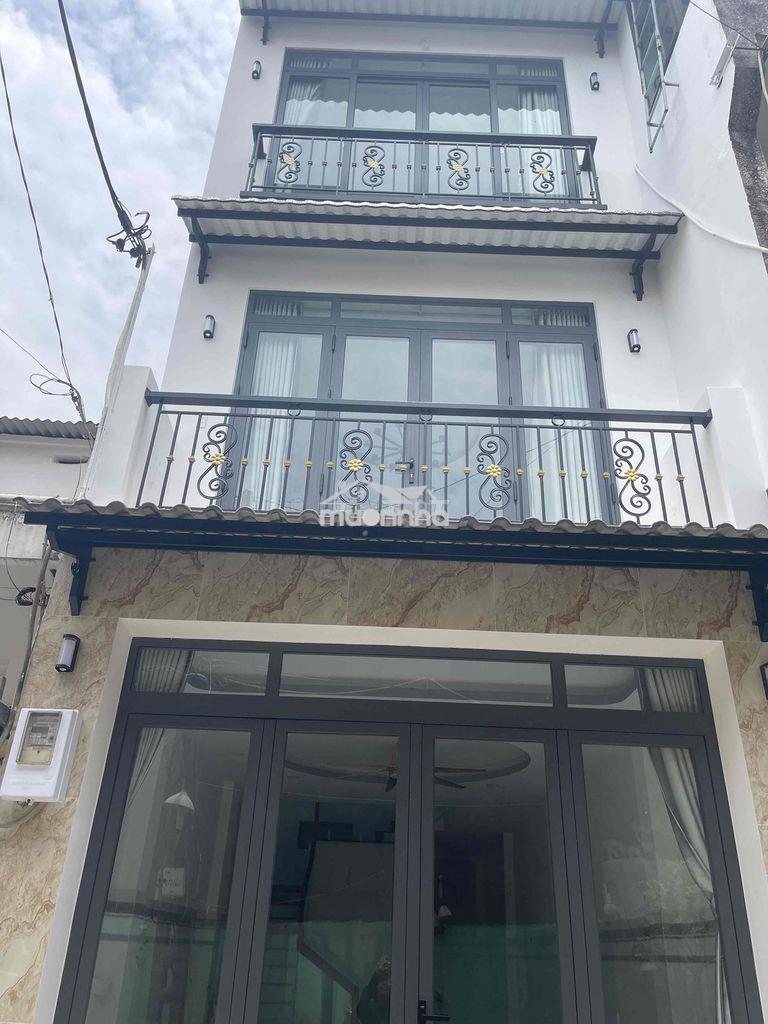 Hẻm ô tô - lạc long quân - q11 - 50m2 - 3 tầng - 4pn giá 8.3 tỷ