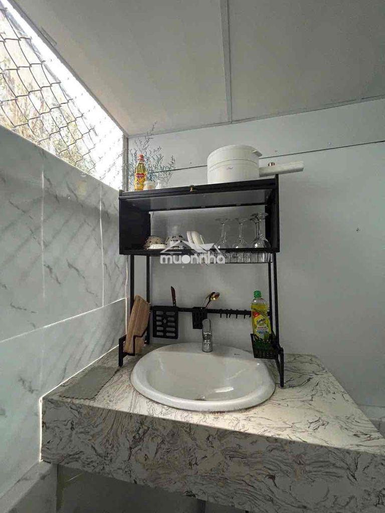Cho thuê nhà nguyên căn.đầy đủ nội thất 2pn2wc. bùi viện q1 - 3