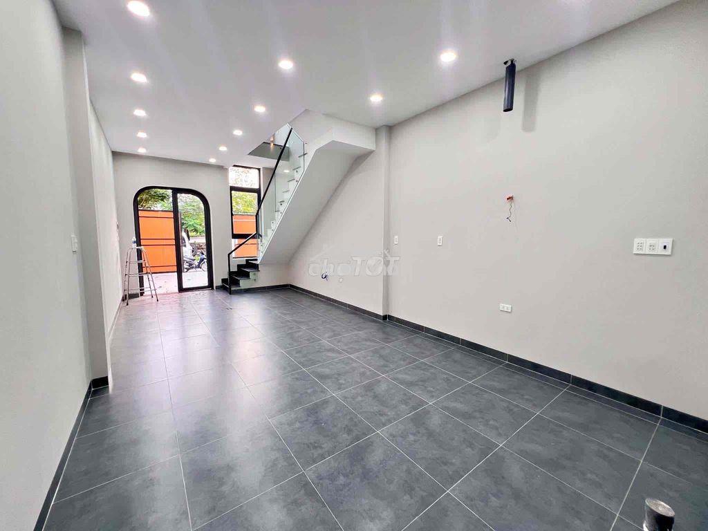 Cần bán nhà ở vừa hoàn thiện - 3