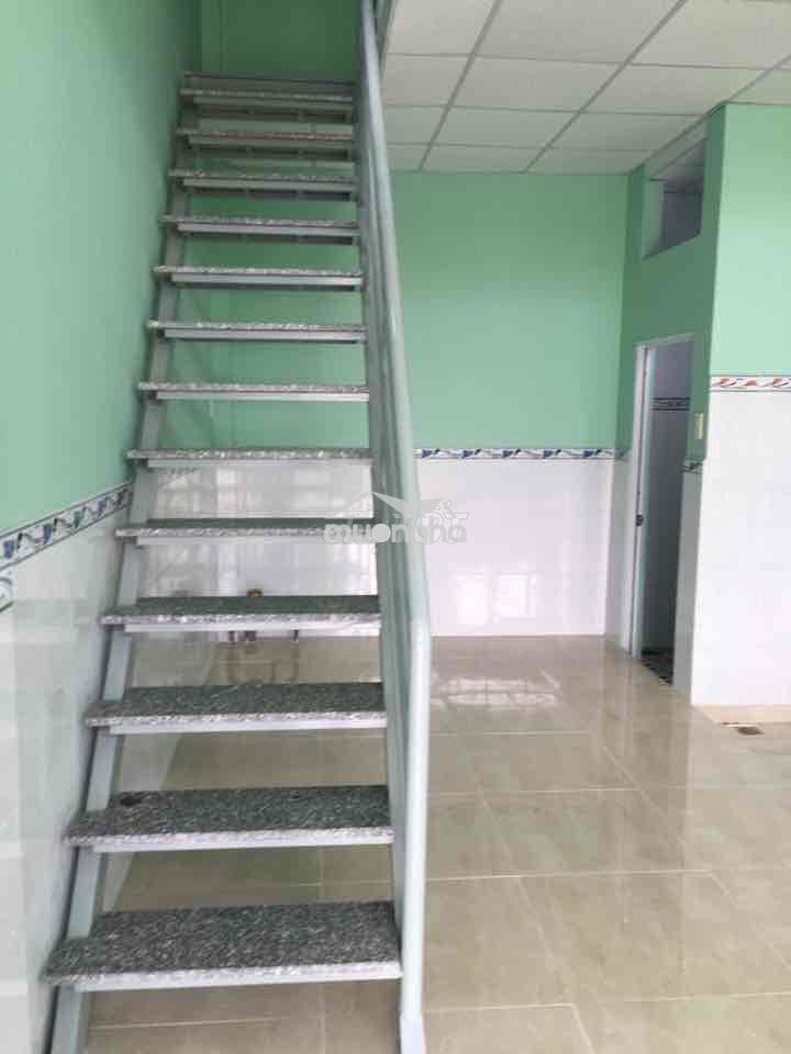 Nhà thuê hẻm đường phan van hớn - 2