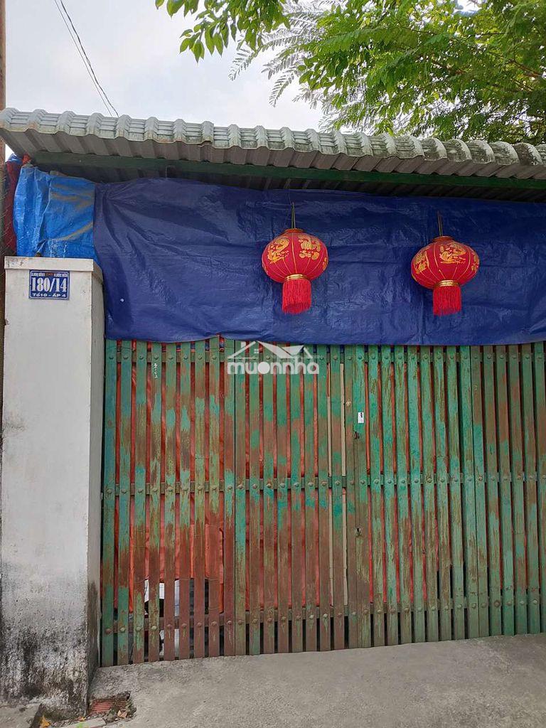 Nhà mặt tiền đường , gần chợ, trường học, trạm y tế, ủy ban,...
